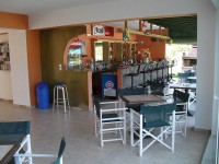 Pool-bar-filoxenos-hotel-katelios