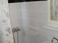 bathroom-filoxenos-hotel-katelios-kefalonia